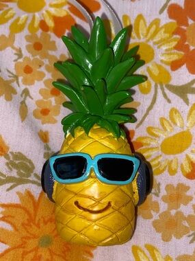 GROOVY ROCKIN’ PINEAPPLE Hallmark Christmas Ornament (RARE)